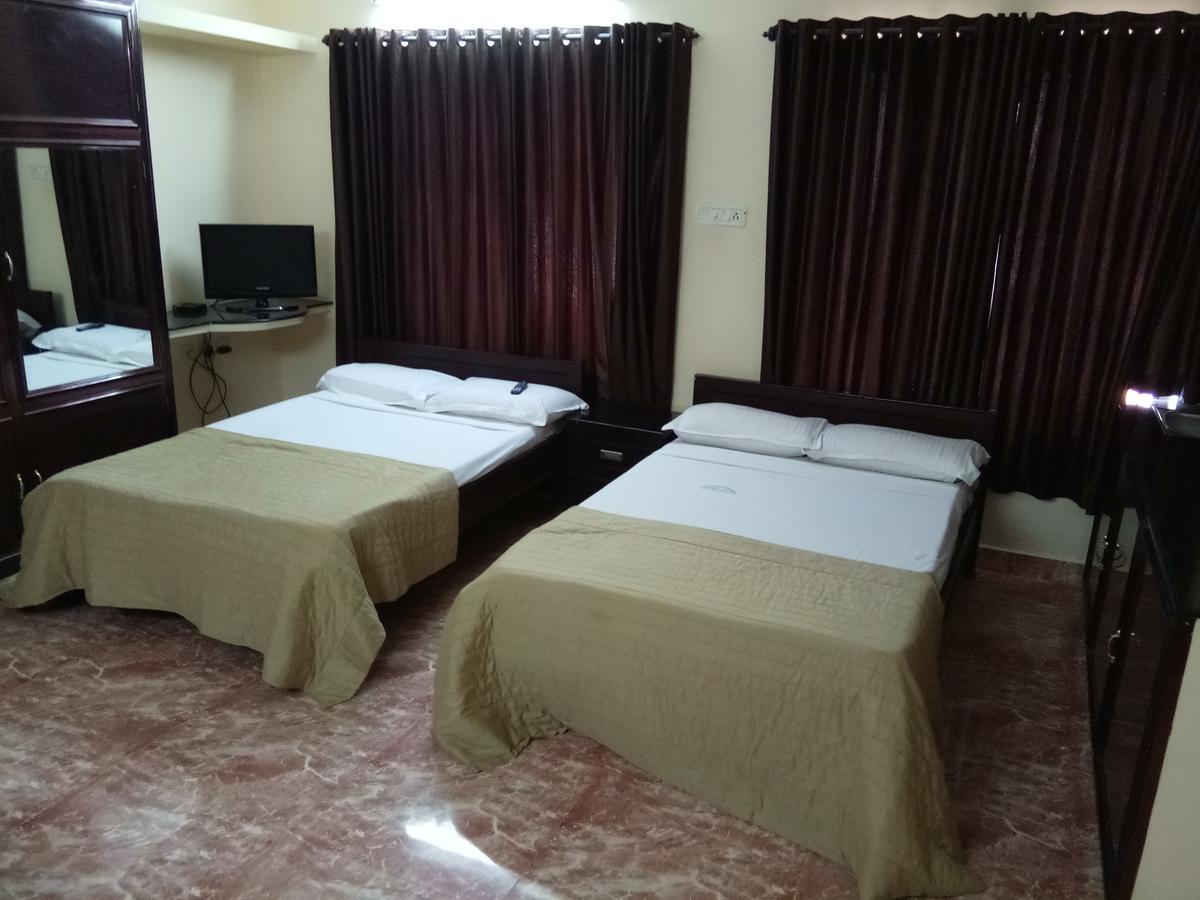ホテル Anandkrishna Residency Guruvāyūr エクステリア 写真
