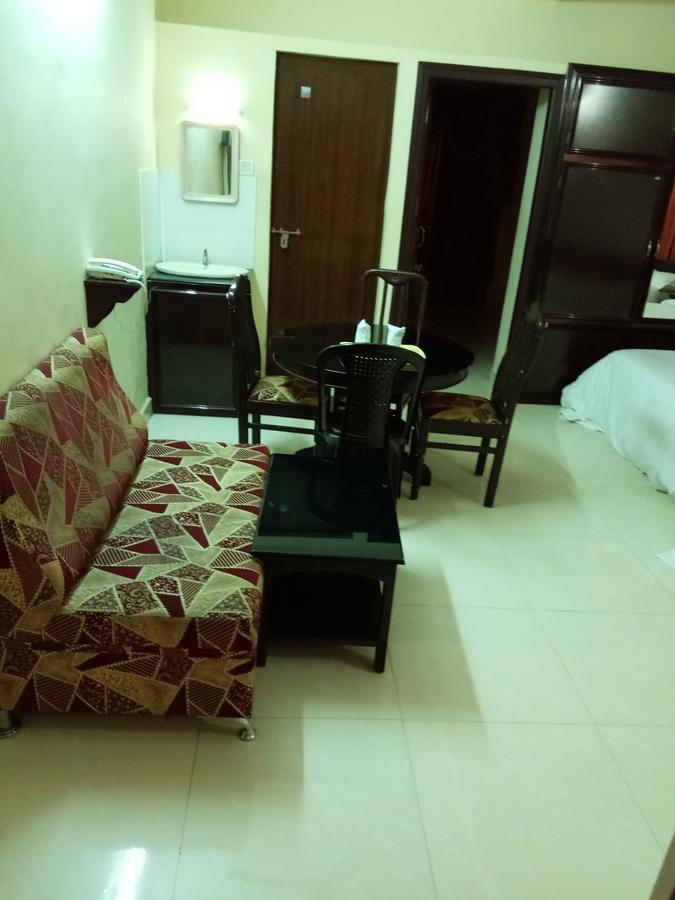 ホテル Anandkrishna Residency Guruvāyūr エクステリア 写真